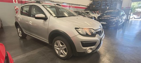 RENAULT SANDERO STEPWAY 1.6 DYNAMIC 2018 - Imagen 4